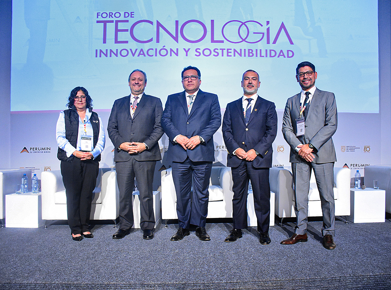 Participamos en el Foro TIS ¨Importancia de la oficina de gestión de proyectos para el  desarrollo eficiente del portafolio de proyectos en Minería¨