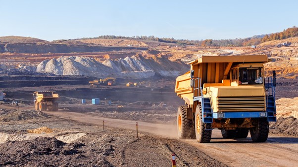Julio Velarde anticipa un aumento en la inversión minera, con un crecimiento proyectado del 7,8% en 2024 y del 5,7% en 2025
