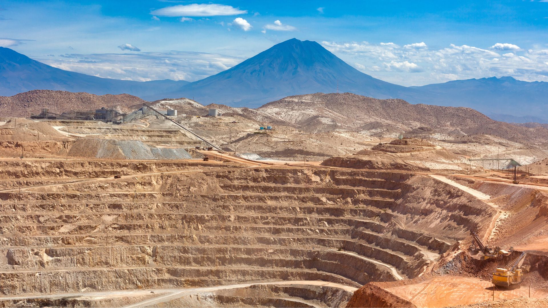 Minem: Las exportaciones de cobre aumentaron un 9% en mayo alcanzando los US$ 2,079 millones